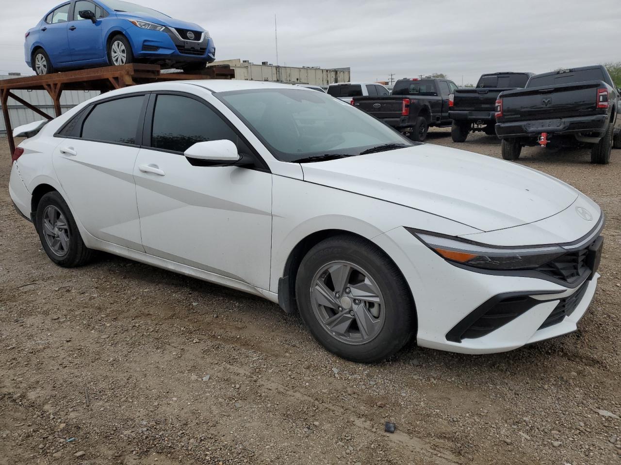 2024 HYUNDAI ELANTRA SE VIN:KMHLL4DG4RU817170