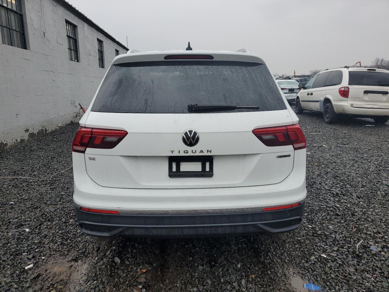 2022 VOLKSWAGEN TIGUAN SE VIN:3VV2B7AXXNM120675