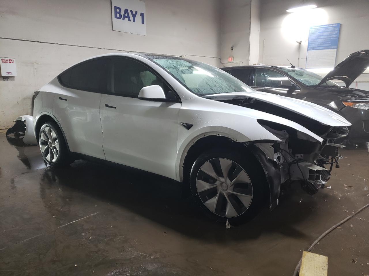 2023 TESLA MODEL Y  VIN:7SAYGDEE2PF601838