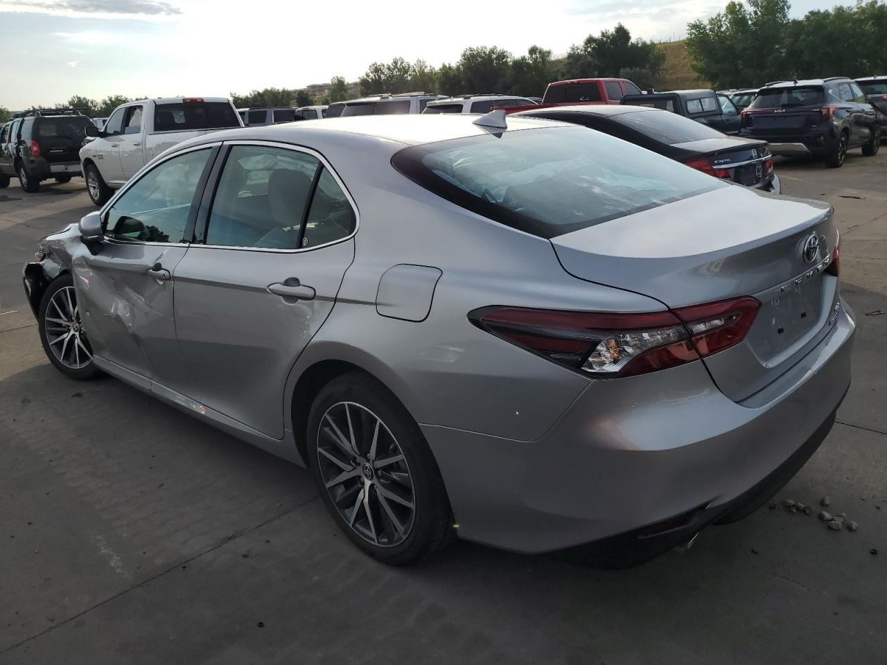 2024 TOYOTA CAMRY XLE VIN:4T1F31AKXRU621304