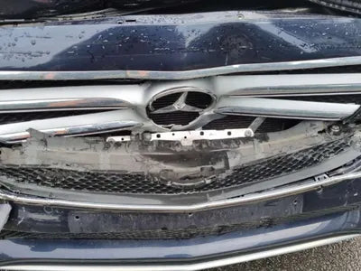 2018 Mercedes-Benz E 200 WDDZF4CB7JA403372 VIN:WDDZF4CB7JA403372