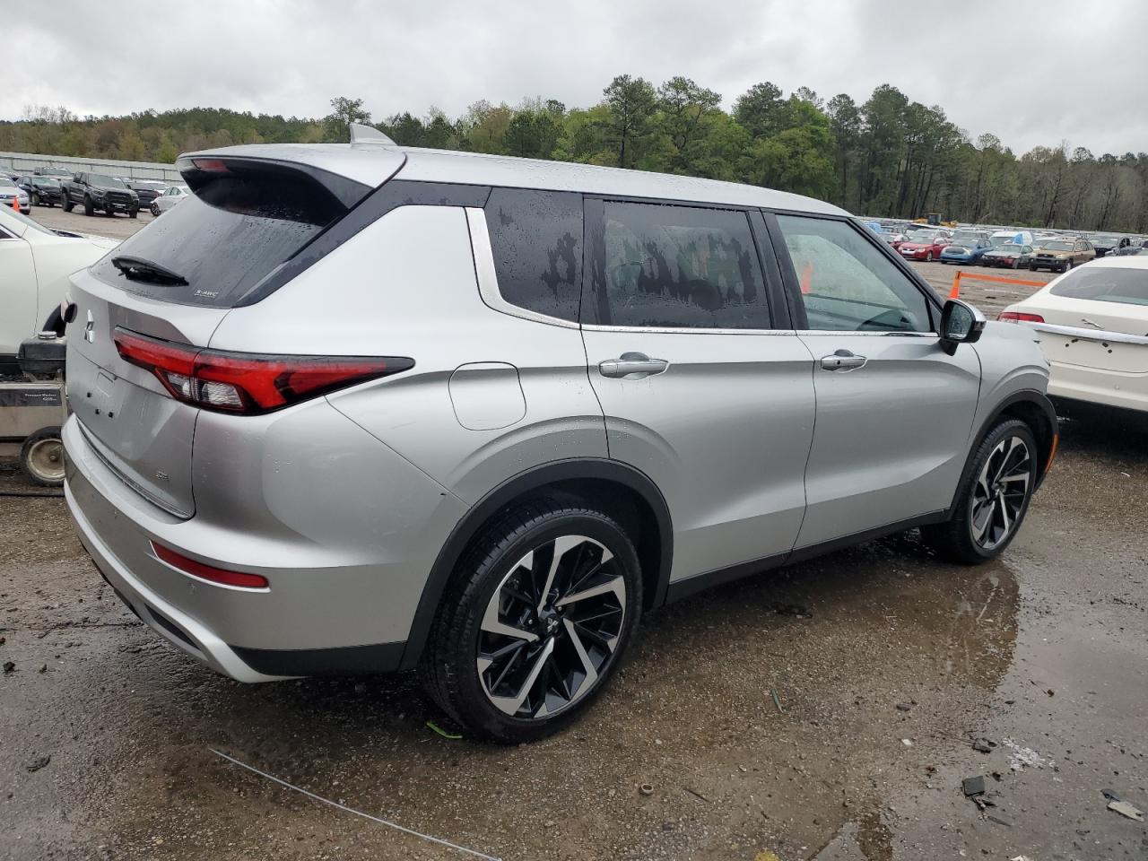 2022 MITSUBISHI OUTLANDER SE VIN:JA4J4UA88NZ068435