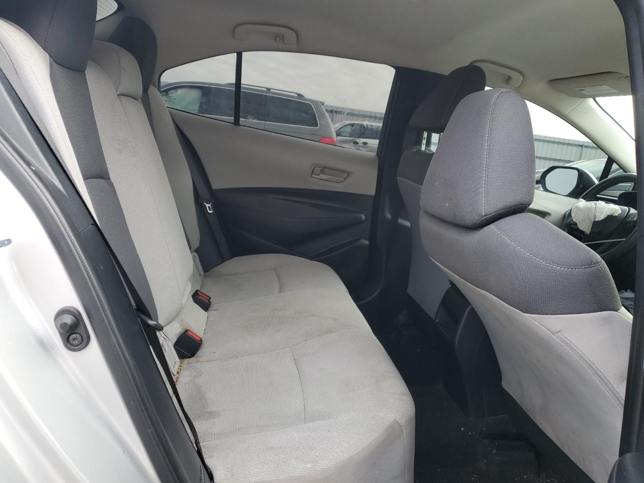 2022 TOYOTA COROLLA LE VIN:5YFEPMAE4NP326979