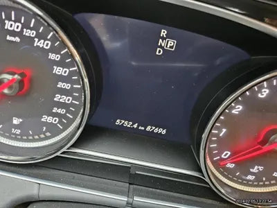 2017 Mercedes-Benz E 200 VIN: