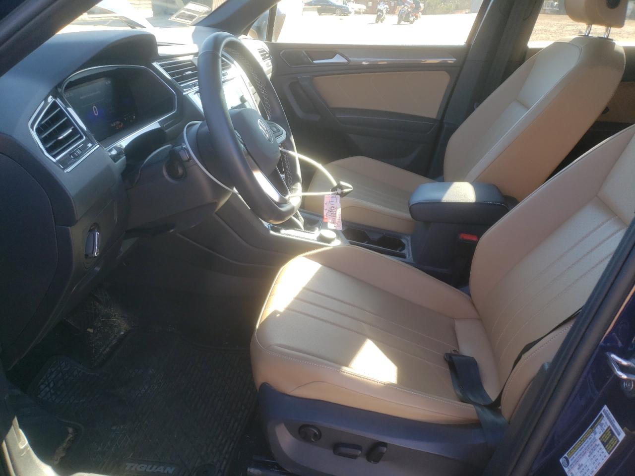2022 VOLKSWAGEN TIGUAN SE VIN:3VV2B7AX4NM104942