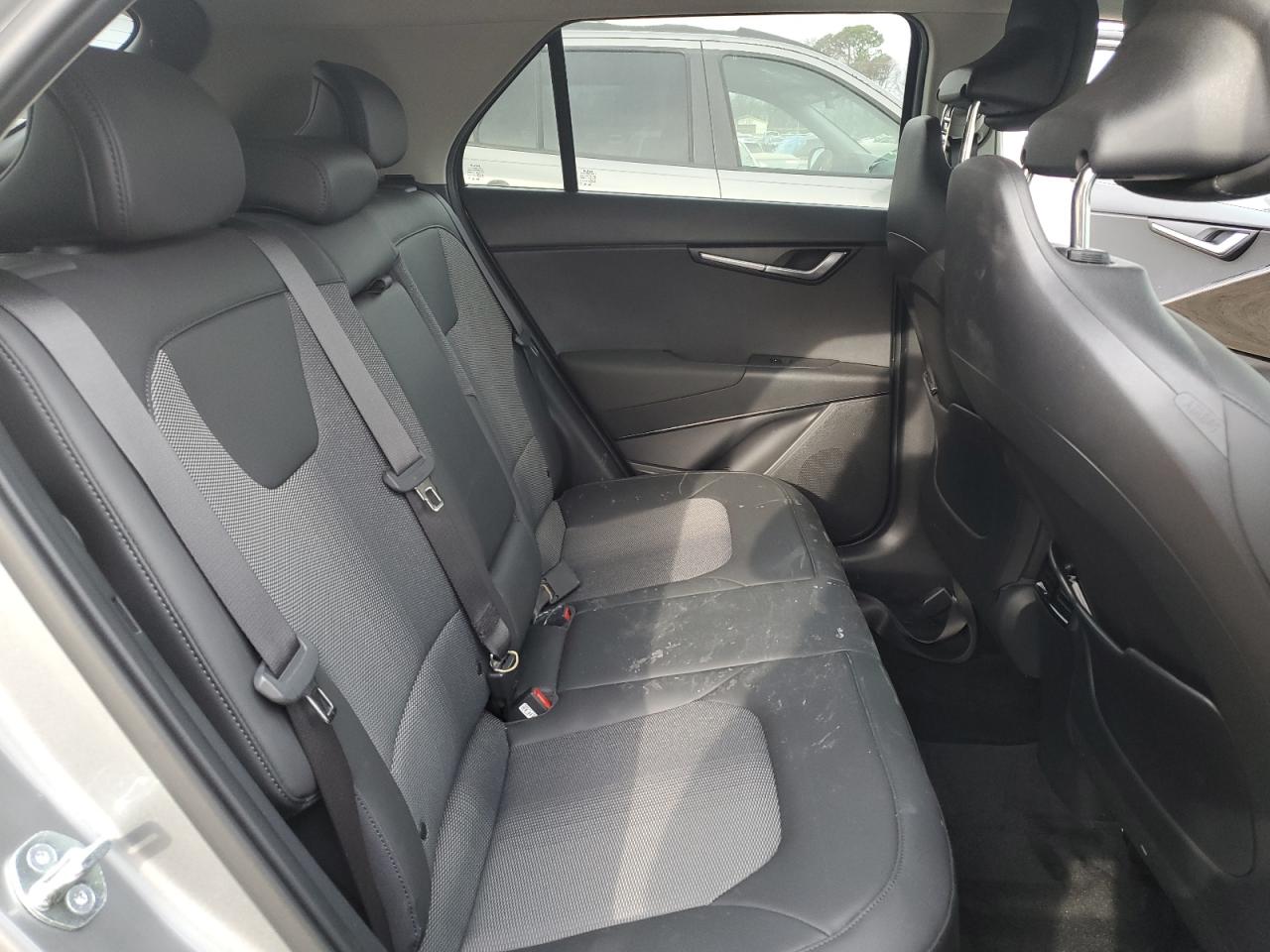 2023 KIA NIRO EX VIN:KNDCR3LE4P5109876