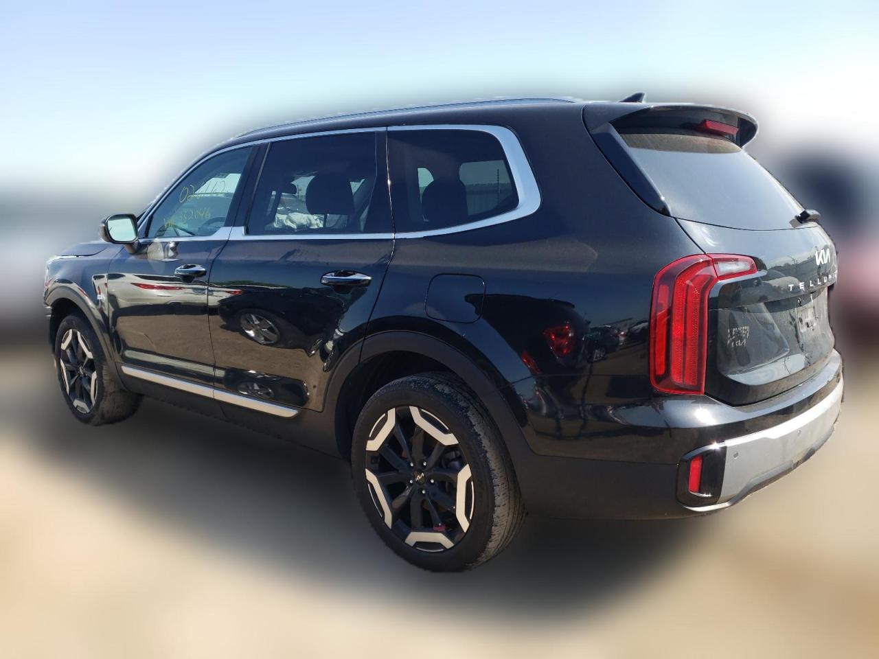 2023 KIA TELLURIDE S VIN:5XYP64GC4PG332046