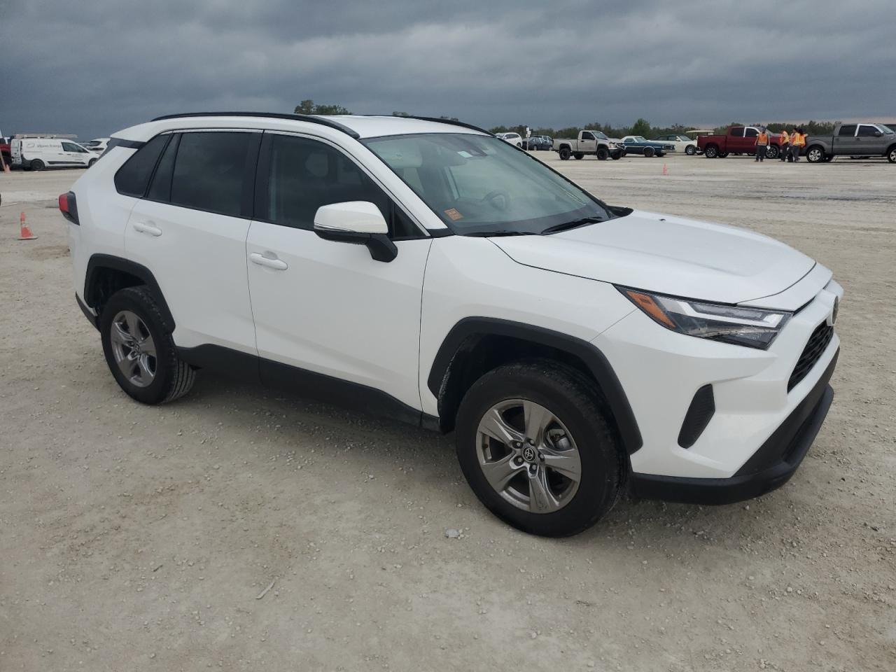 2023 TOYOTA RAV4 XLE VIN:2T3W1RFVXPW251077