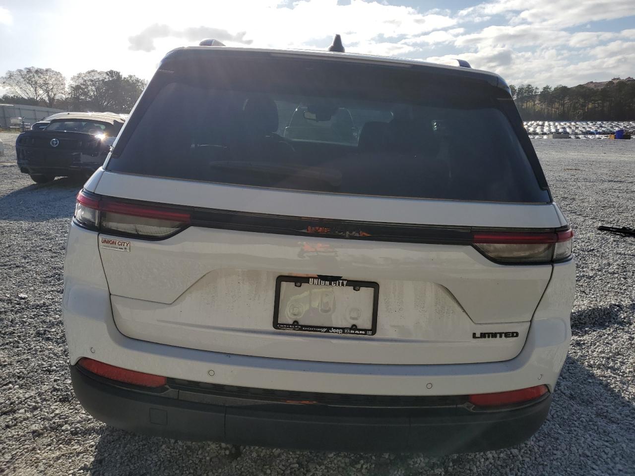 2024 JEEP GRAND CHEROKEE LIMITED VIN:1C4RJGBG9RC708640