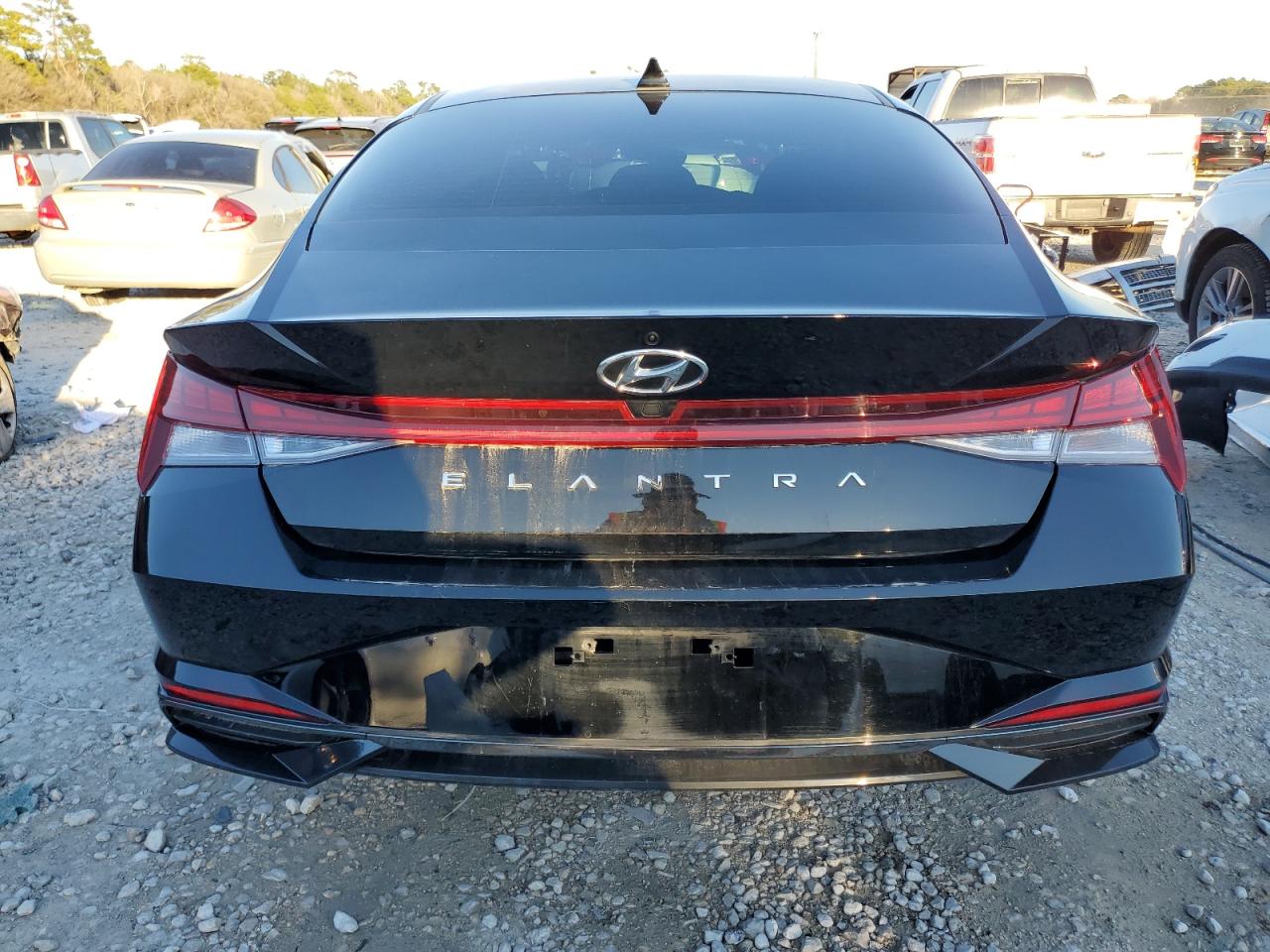 2022 HYUNDAI ELANTRA SEL VIN:KMHLN4AG9NU345508