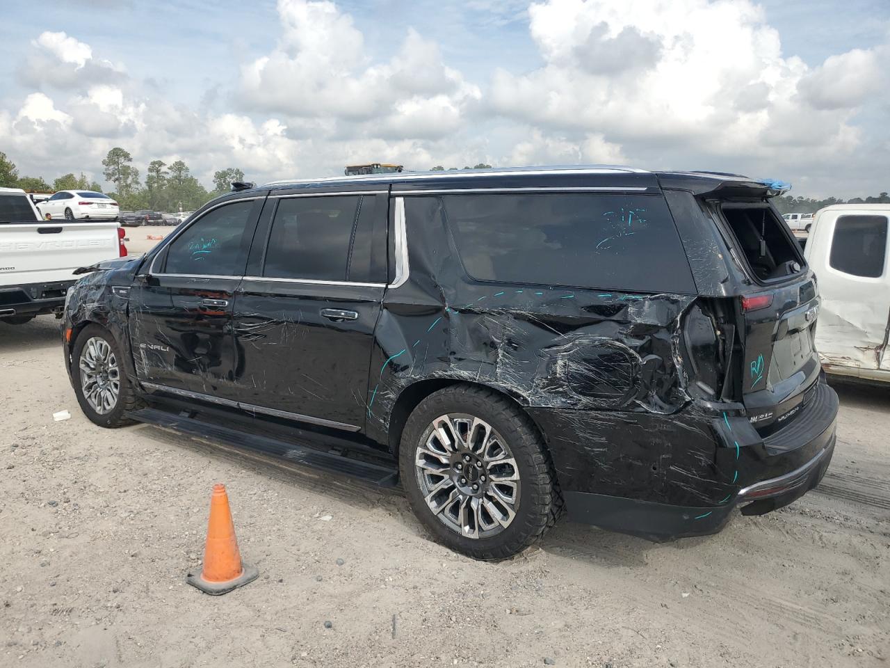 2023 GMC YUKON XL DENALI ULTIMATE VIN:1GKS2KKLXPR359582