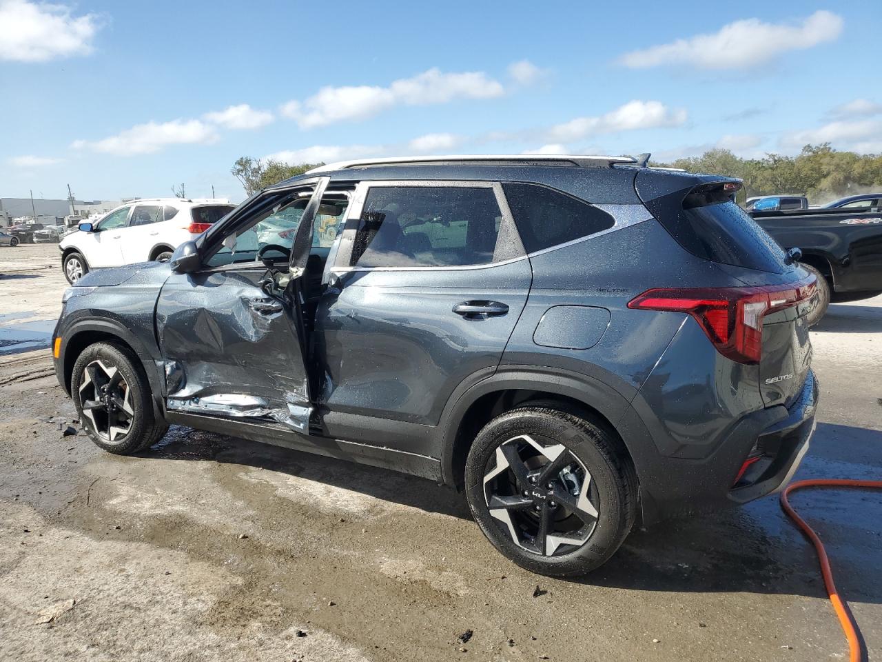 2024 KIA SELTOS EX VIN:KNDER2AA6R7663012