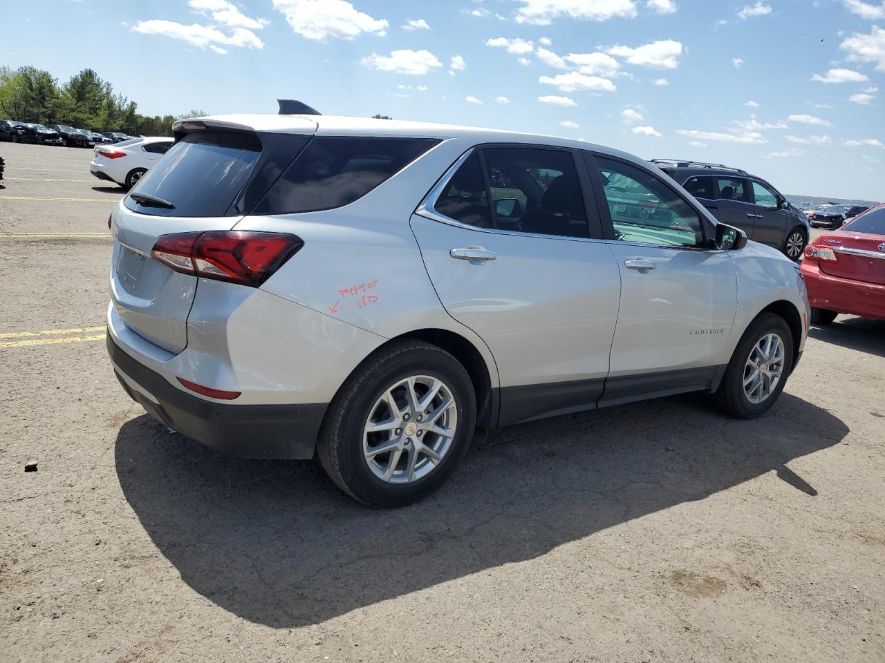 2022 CHEVROLET EQUINOX LT VIN:3GNAXTEV6NL134535