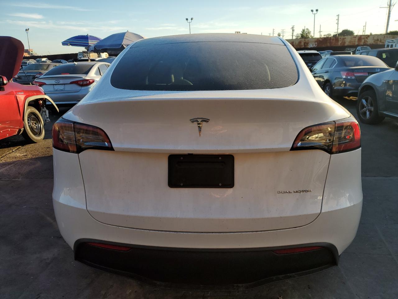 2023 TESLA MODEL Y  VIN:7SAYGDEE7PA104684