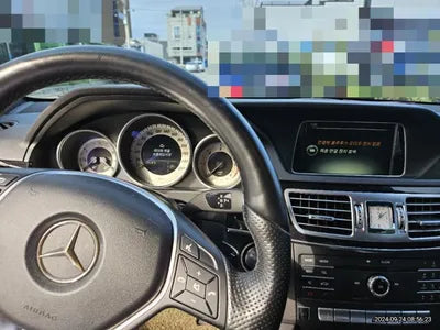 2016 Mercedes-Benz E 250 VIN: