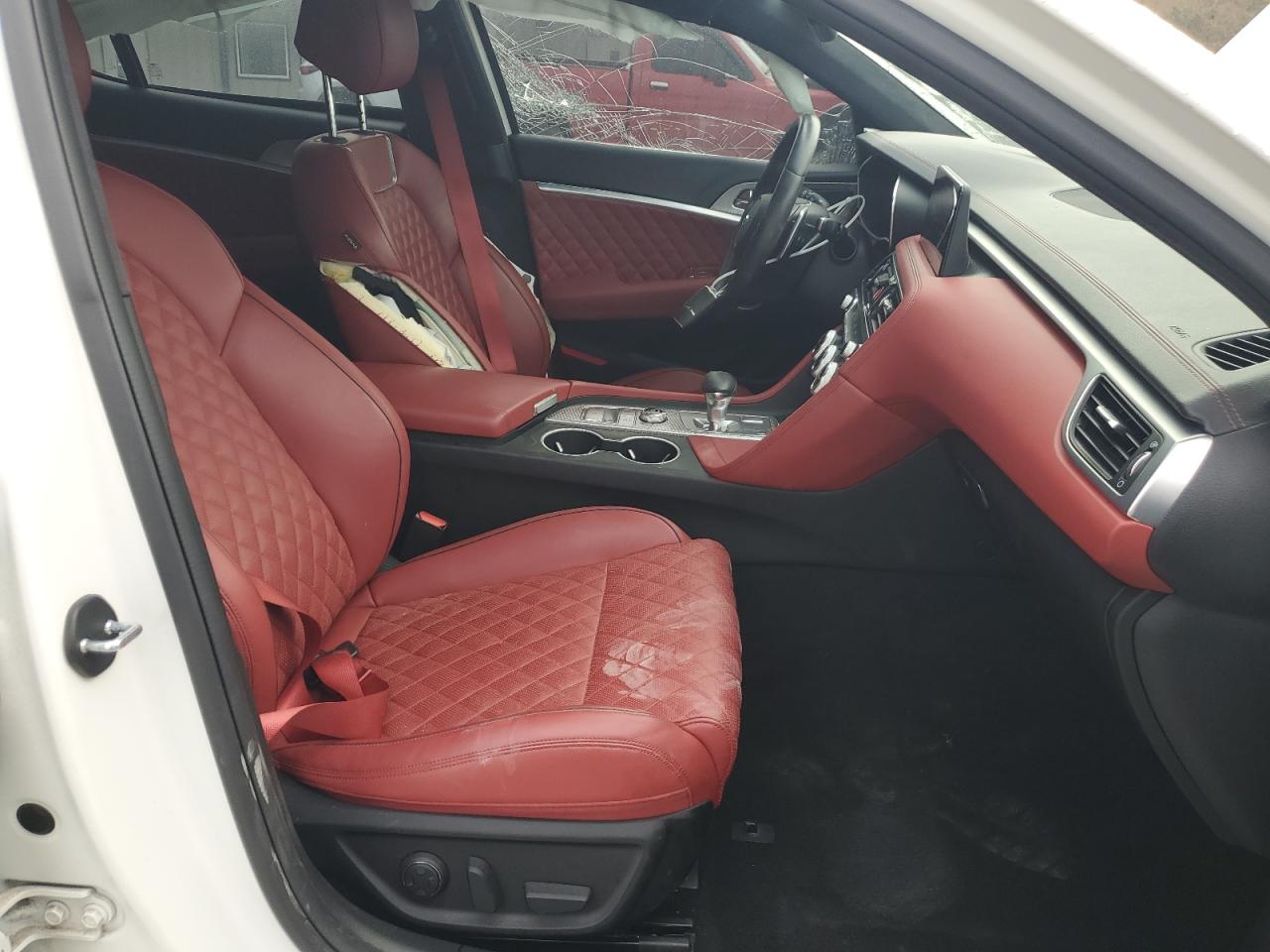 2022 GENESIS G70 LAUNCH EDITION VIN:KMTG14TE7NU082238