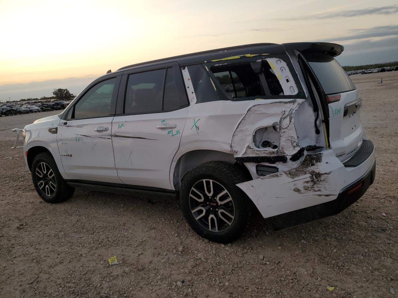 2024 GMC YUKON AT4 VIN:1GKS2CKD0RR344512