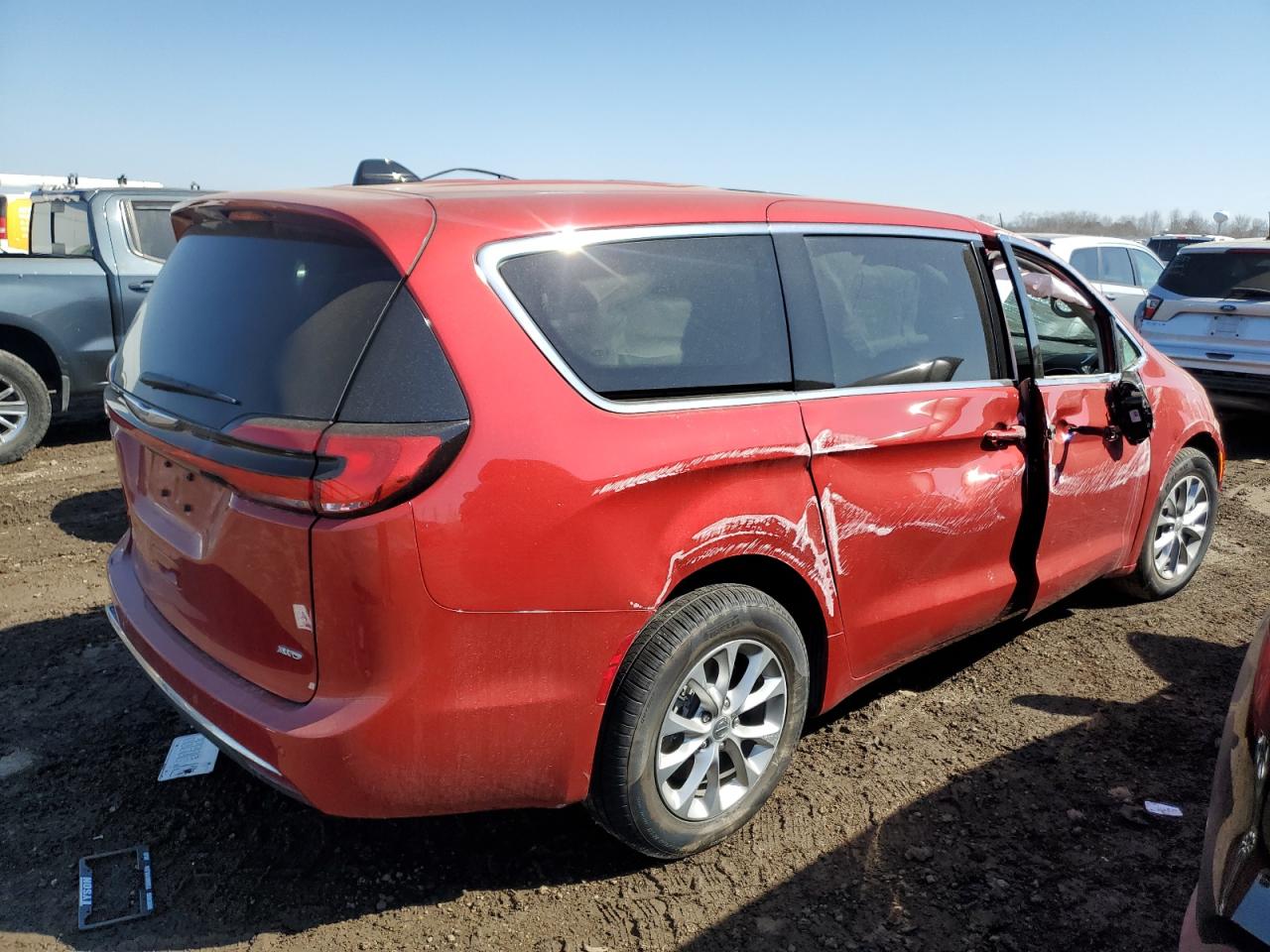2024 CHRYSLER PACIFICA TOURING L VIN:2C4RC3BG1RR203525