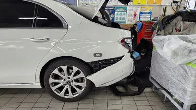 2019 Mercedes-Benz E 220 VIN: