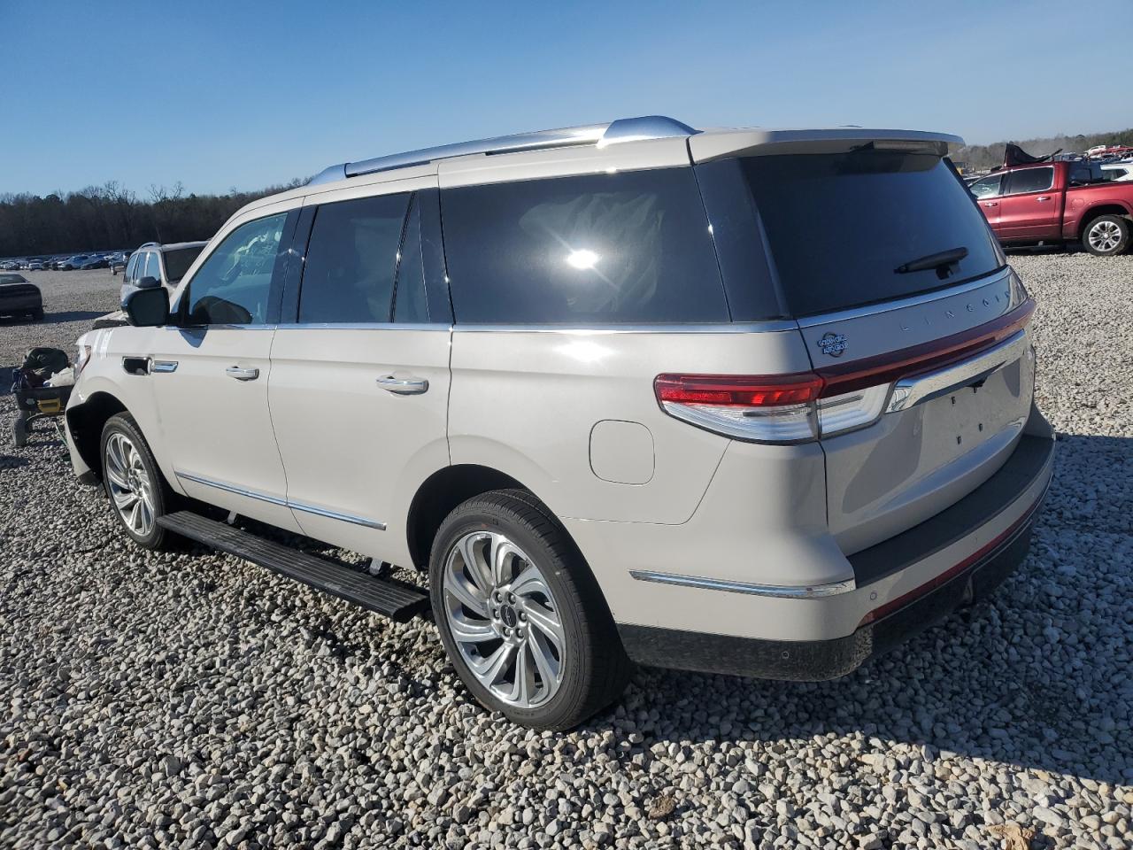2024 LINCOLN NAVIGATOR  VIN:1C6RR7FTXKS553633