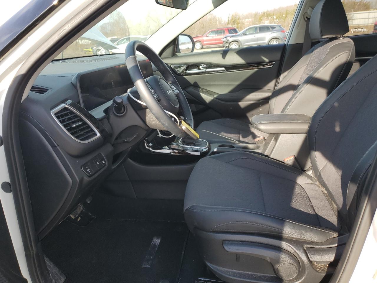 2024 KIA SELTOS S VIN:KNDEUCAA3R7581887