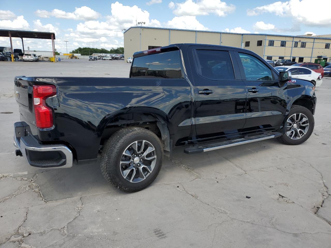 2022 CHEVROLET SILVERADO K1500 LT VIN:WP0AA2A8XNS255297