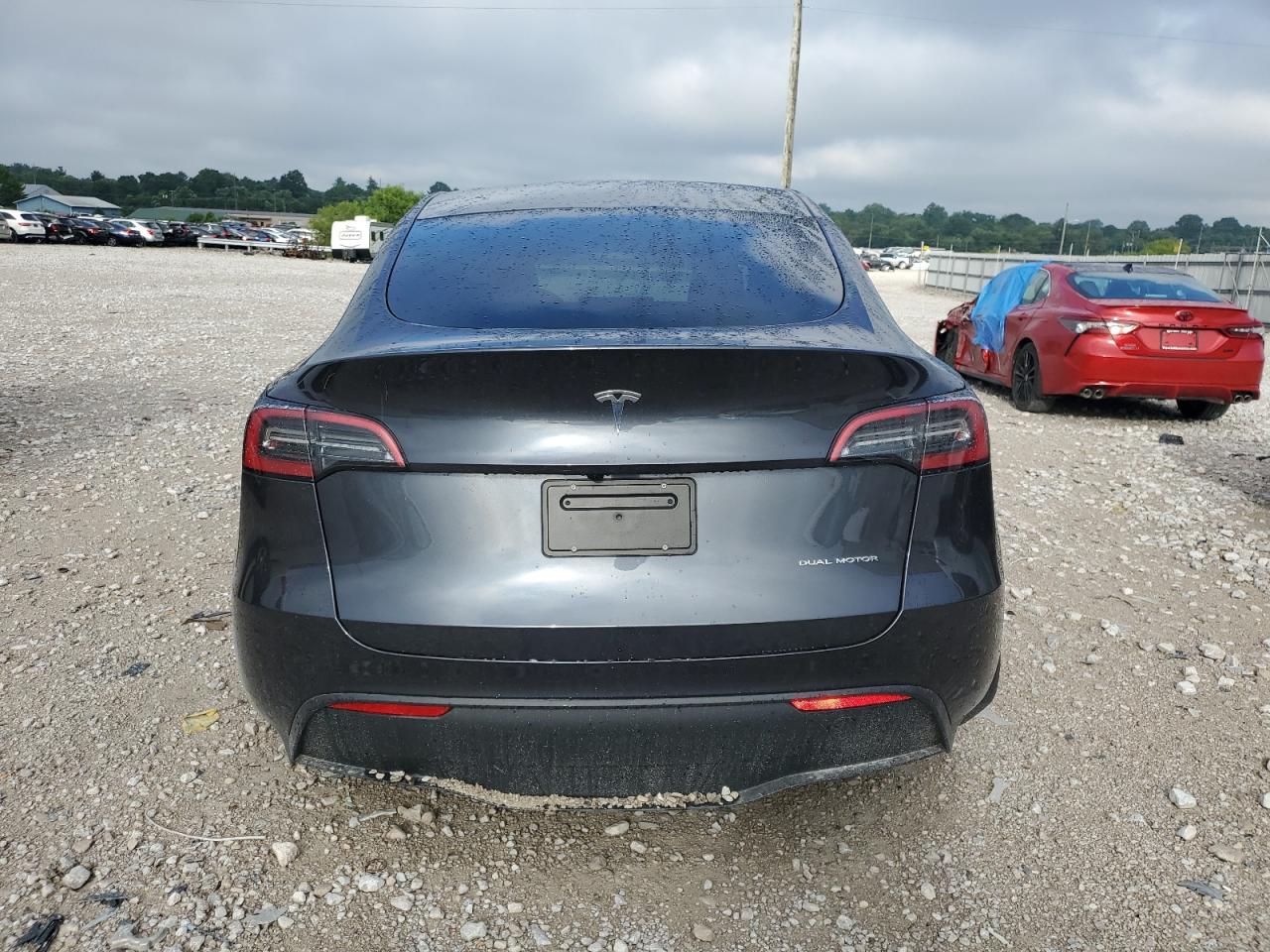 2024 TESLA MODEL Y  VIN:7SAYGDEE6RA273503