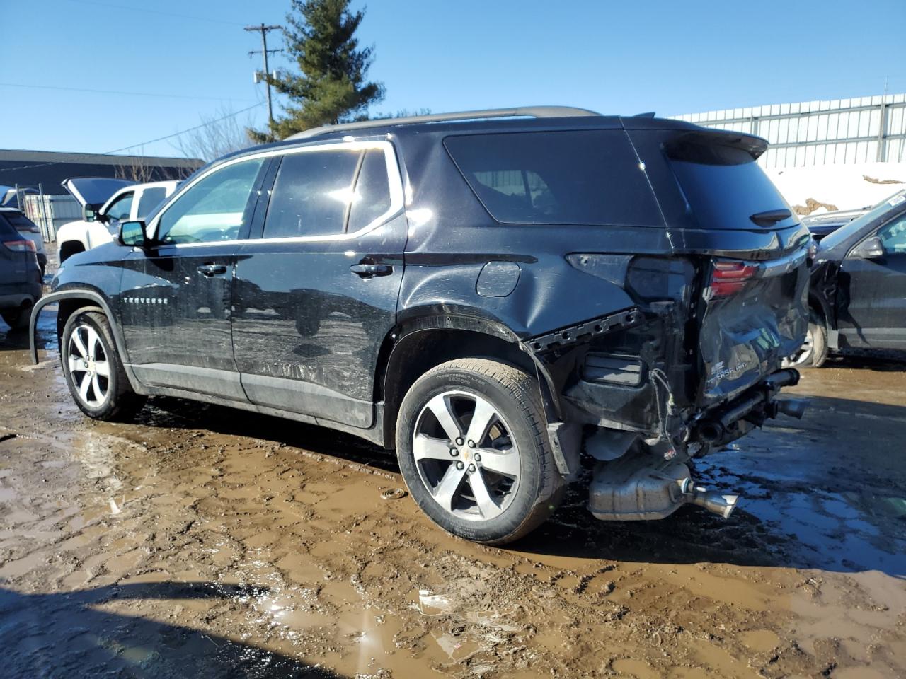 2023 CHEVROLET TRAVERSE LT VIN:1GNEVHKW4PJ319369