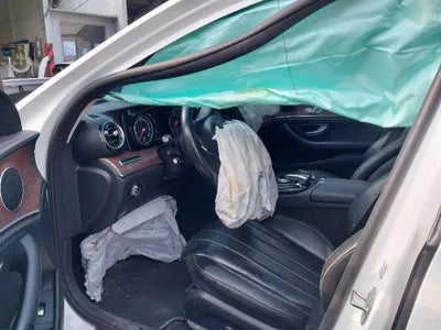 2016 Mercedes-Benz E 220 VIN: