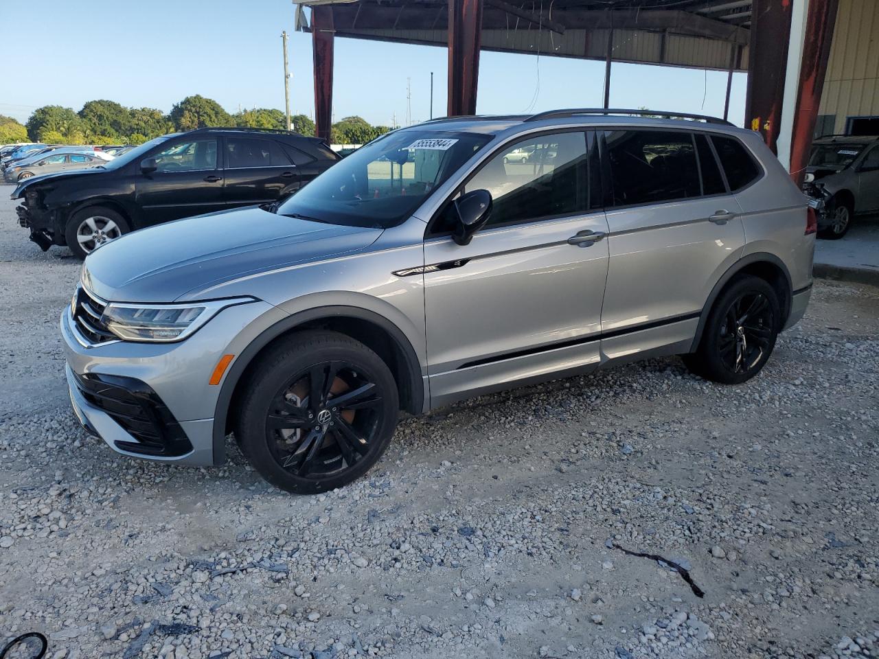 2023 VOLKSWAGEN TIGUAN SE R-LINE BLACK VIN:3VVCB7AX4PM054406