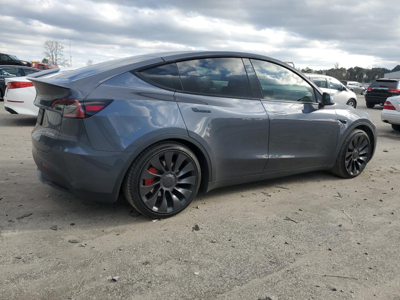 2023 TESLA MODEL Y  VIN:7SAYGDEF9PF935356