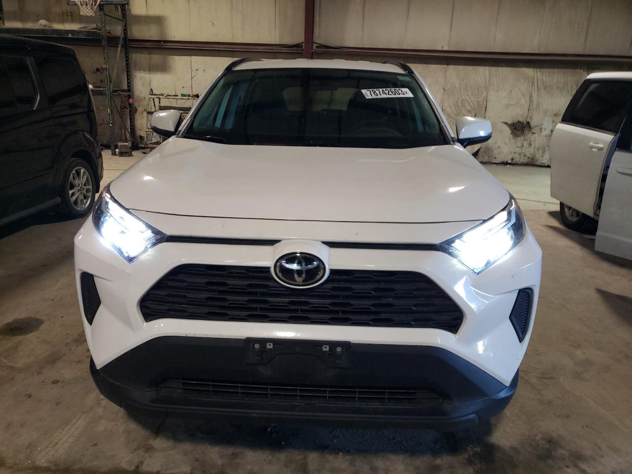 2022 TOYOTA RAV4 XLE VIN:2T3P1RFV6NC274858