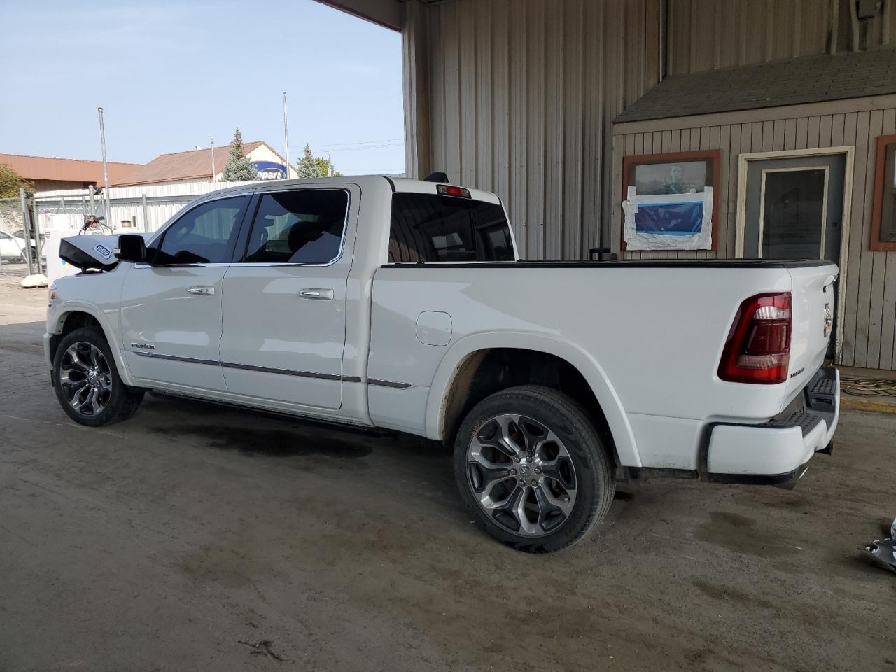 2022 RAM 1500 LIMITED VIN:1C6SRFPT2NN316471