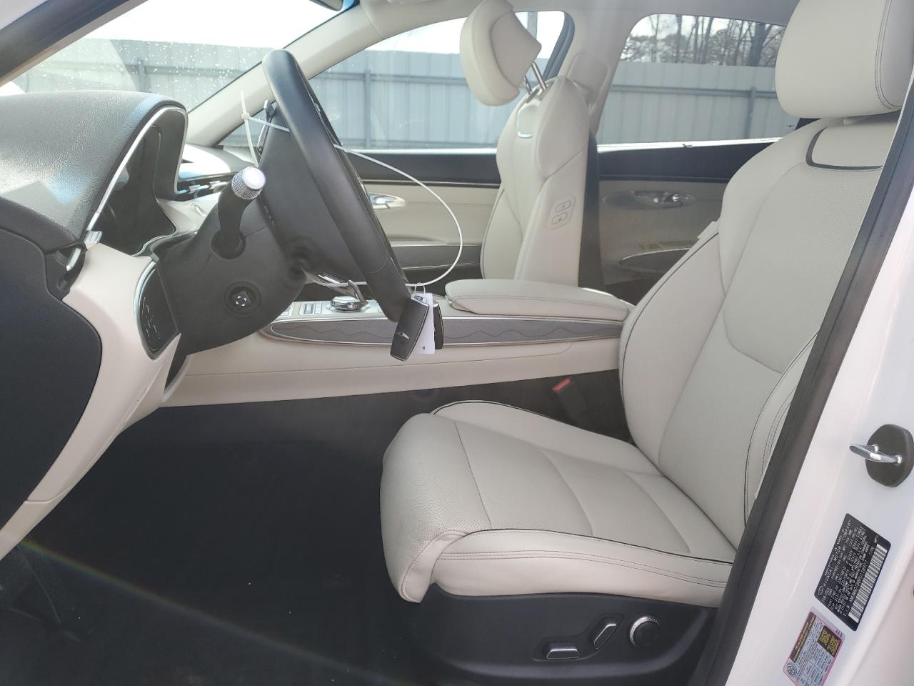 2023 GENESIS GV70 BASE VIN:KMUMADTB8PU118977