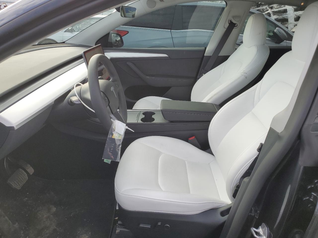 2024 TESLA MODEL Y  VIN:7SAYGAEEXRF990438
