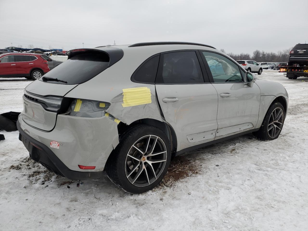 2024 PORSCHE MACAN BASE VIN:WP1AA2A50RLB08474