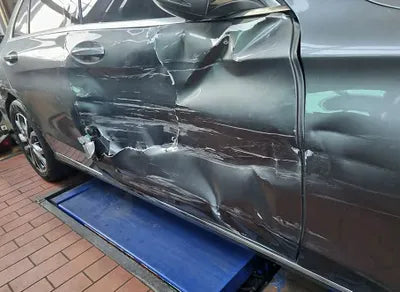 2017 Mercedes-Benz C 220 313KMWDDWF0EB5HR2 VIN:313KMWDDWF0EB5HR2