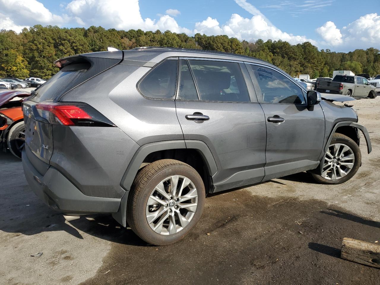 2023 TOYOTA RAV4 XLE PREMIUM VIN:2T3C1RFV7PC249601