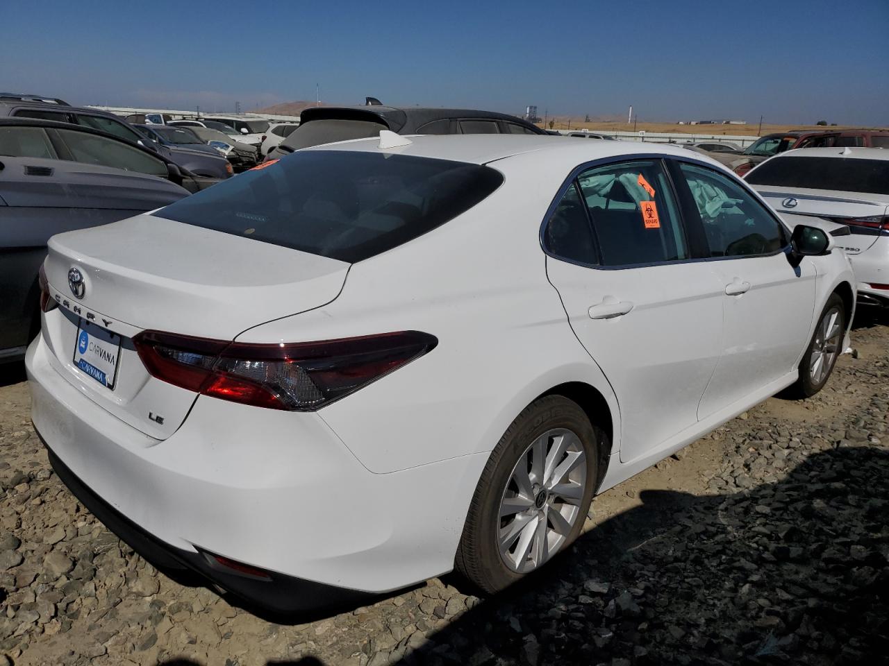 2022 TOYOTA CAMRY LE VIN:4T1C11AK0NU704386