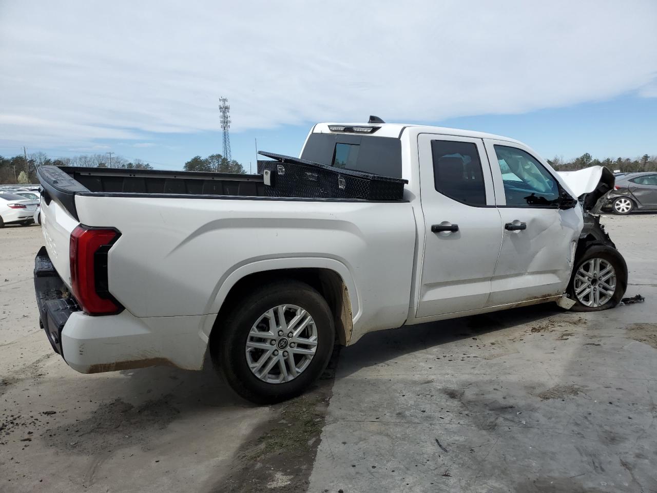 2022 TOYOTA TUNDRA DOUBLE CAB SR VIN:5TFKB5AA4NX015591
