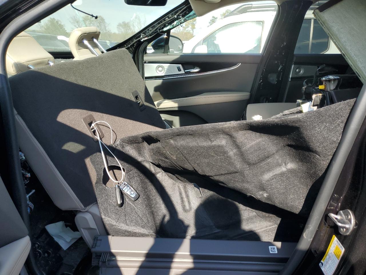 2023 LINCOLN NAUTILUS RESERVE VIN:2LMPJ8KPXPBL25557