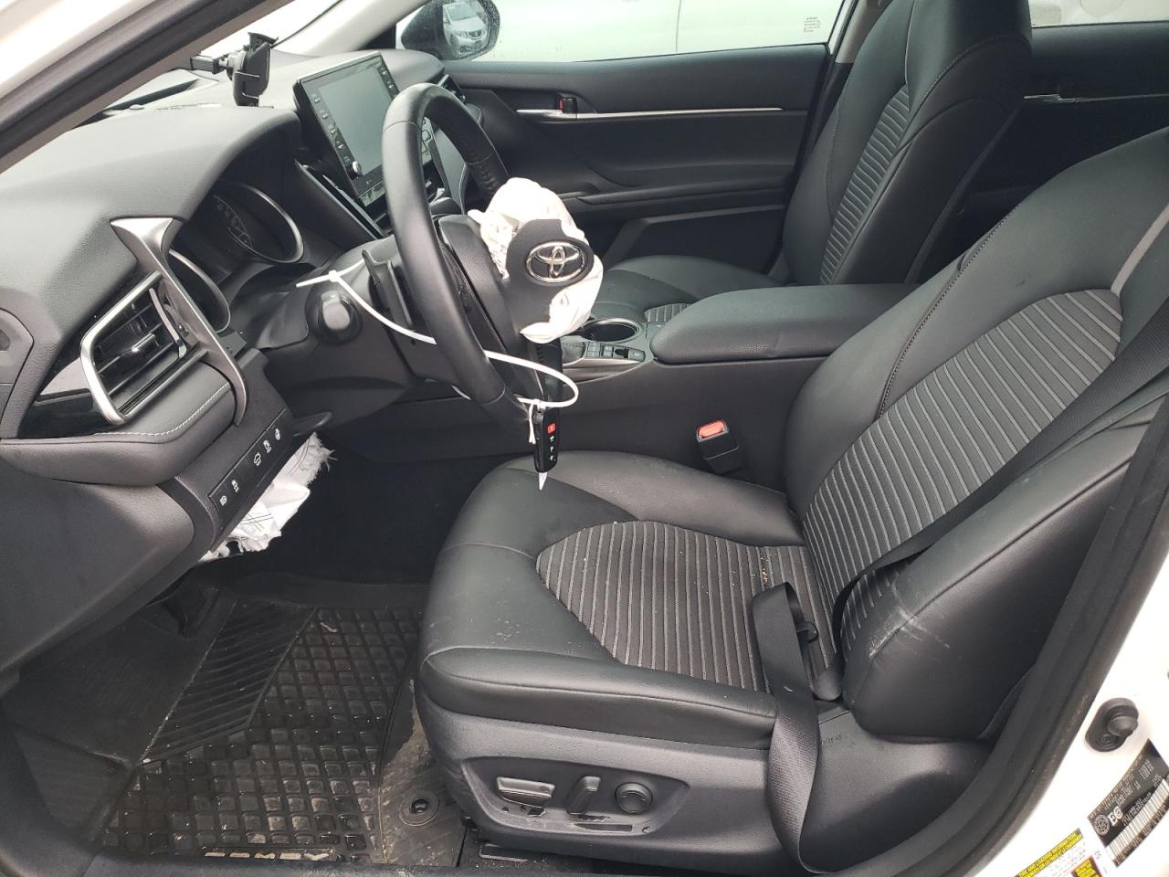 2022 TOYOTA CAMRY XLE VIN:4T1B21HK9NU018409