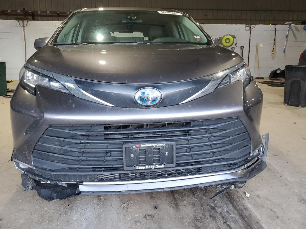 2023 TOYOTA SIENNA XLE VIN:5TDJSKFC8PS105498