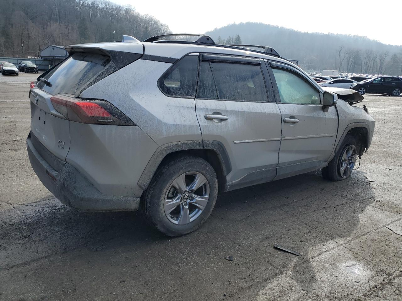 2023 TOYOTA RAV4 XLE VIN:2T3P1RFV7PW333918