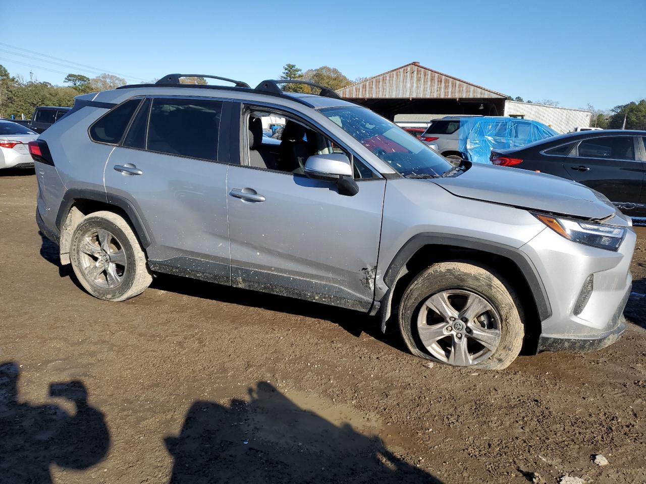 2022 TOYOTA RAV4 XLE VIN:2T3P1RFV0NW301504
