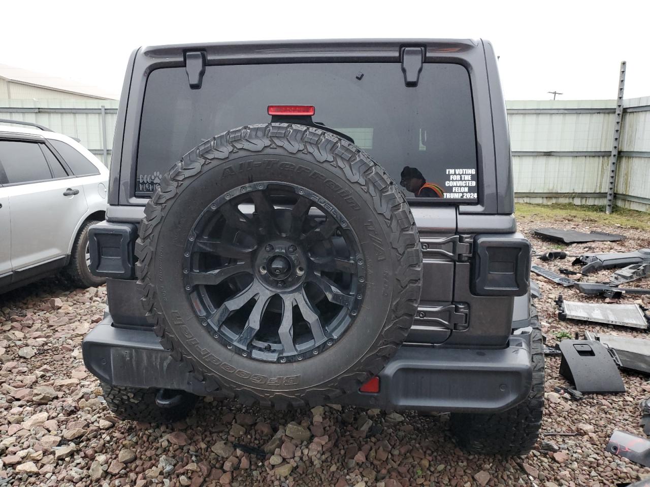 2022 JEEP WRANGLER UNLIMITED SAHARA VIN:1C4HJXEN9NW191371
