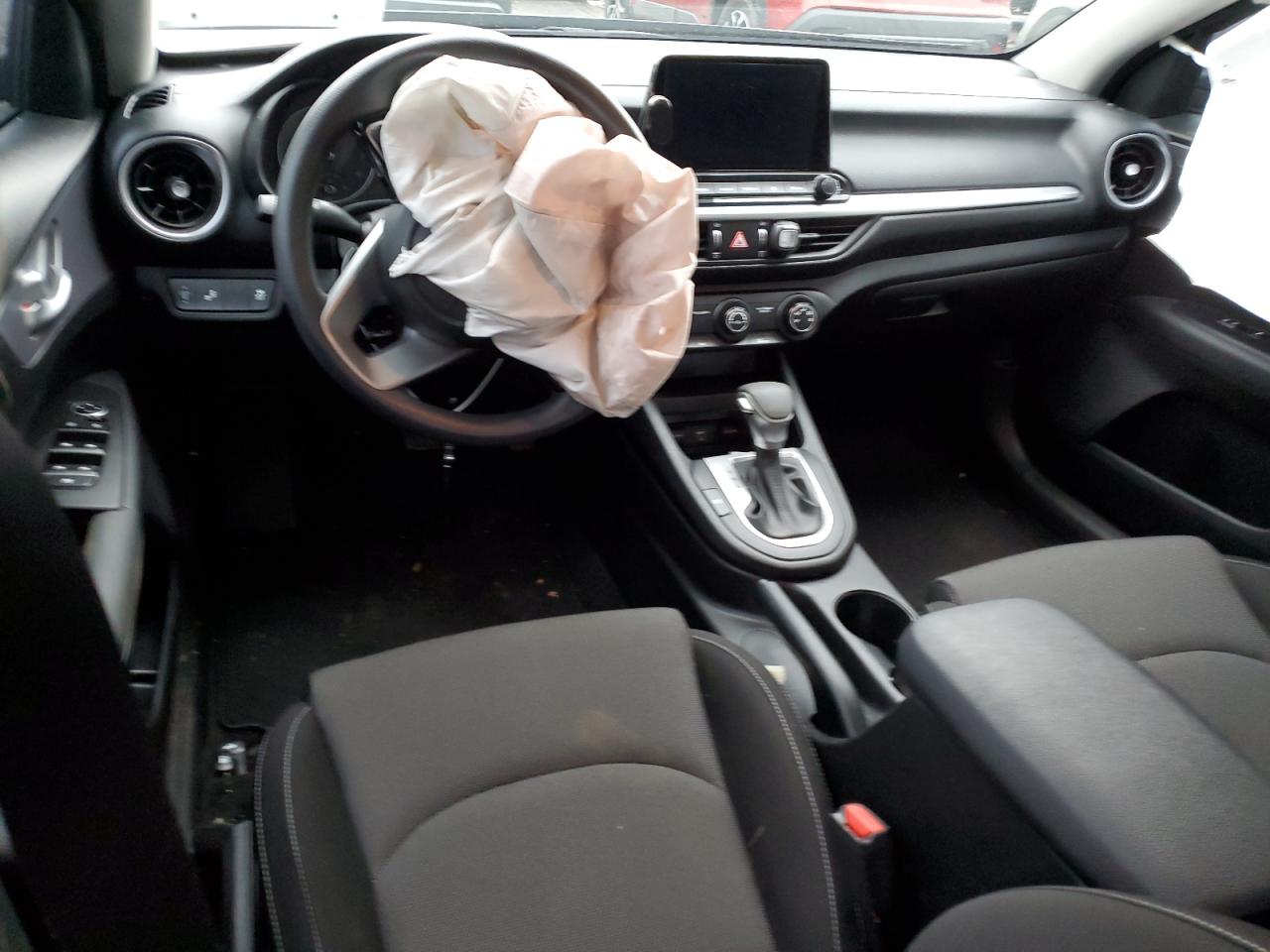 2022 KIA FORTE FE VIN:3KPF24AD6NE476426