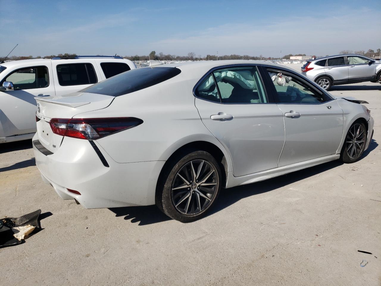 2022 TOYOTA CAMRY SE VIN:4T1T11AK4NU061721