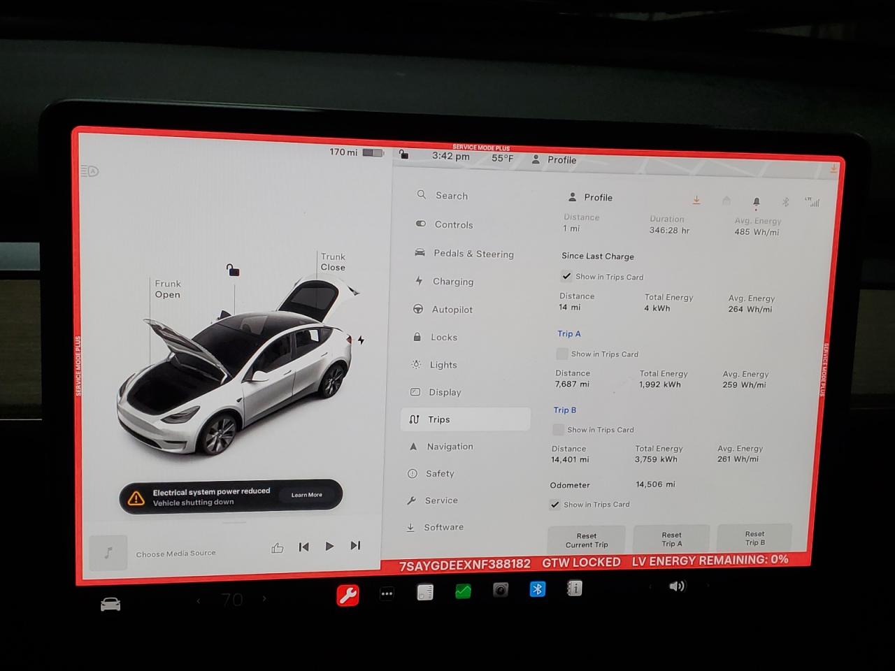 2022 TESLA MODEL Y  VIN:7SAYGDEEXNF388182