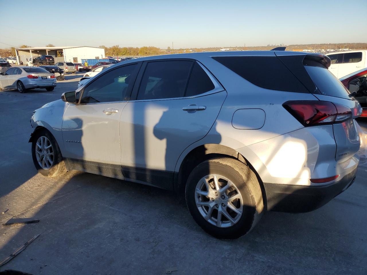 2022 CHEVROLET EQUINOX LT VIN:3GNAXUEV6NL189072